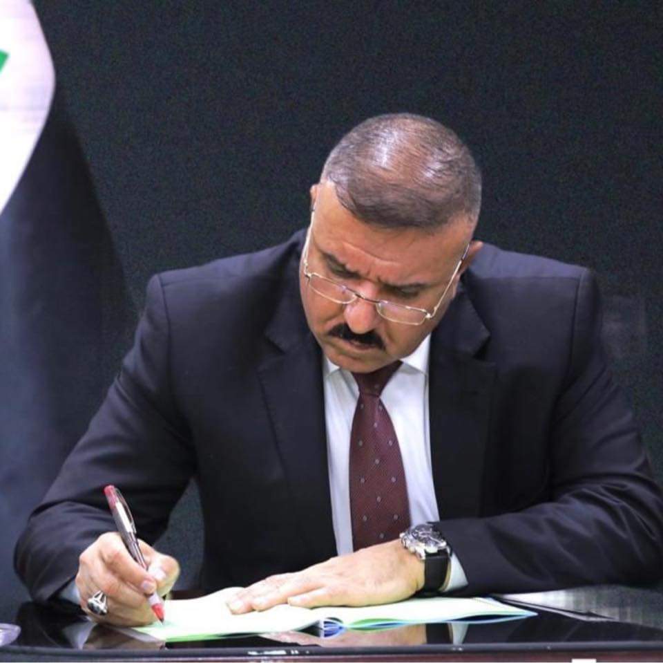 بعد فقد عينه اليسرى جراء ضرب منتسب في الداخلية ، والمواطن يناشد وزير الداخليه باخذ حقه
