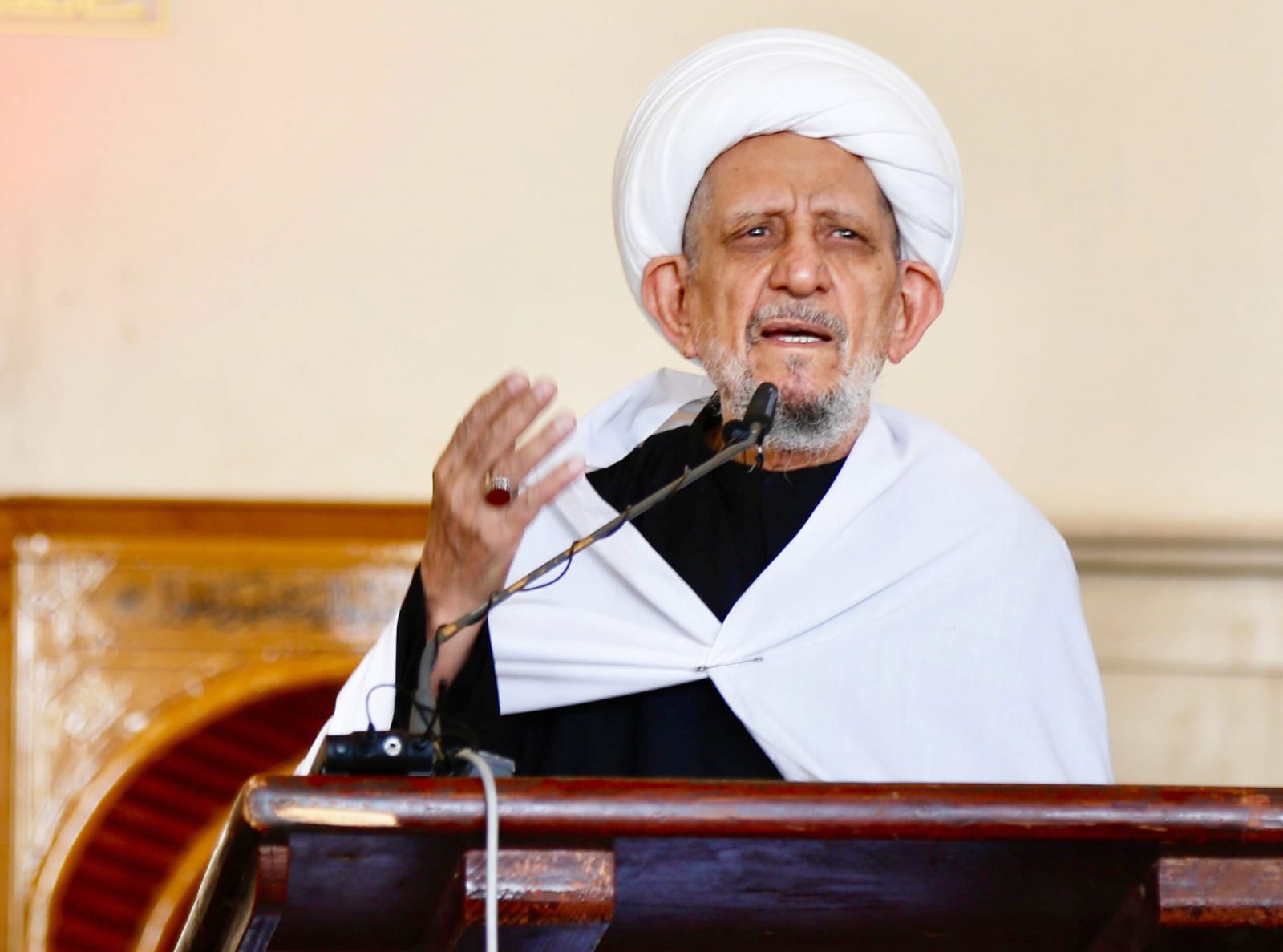 خطيب الكوفة يعزي باستـشهاد الإمام الحسن (عَلَيْهِ السَّلَامُ)