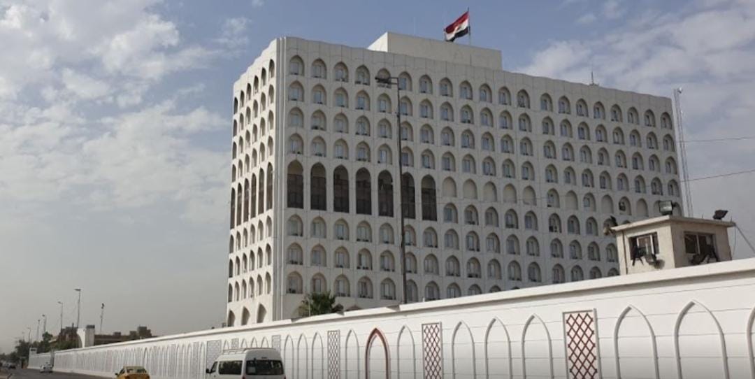 وزارة الخارجية العراقية،تنفي صحة اسماء السفراء الجدد، وتؤكد ان المتداول غير صحيح