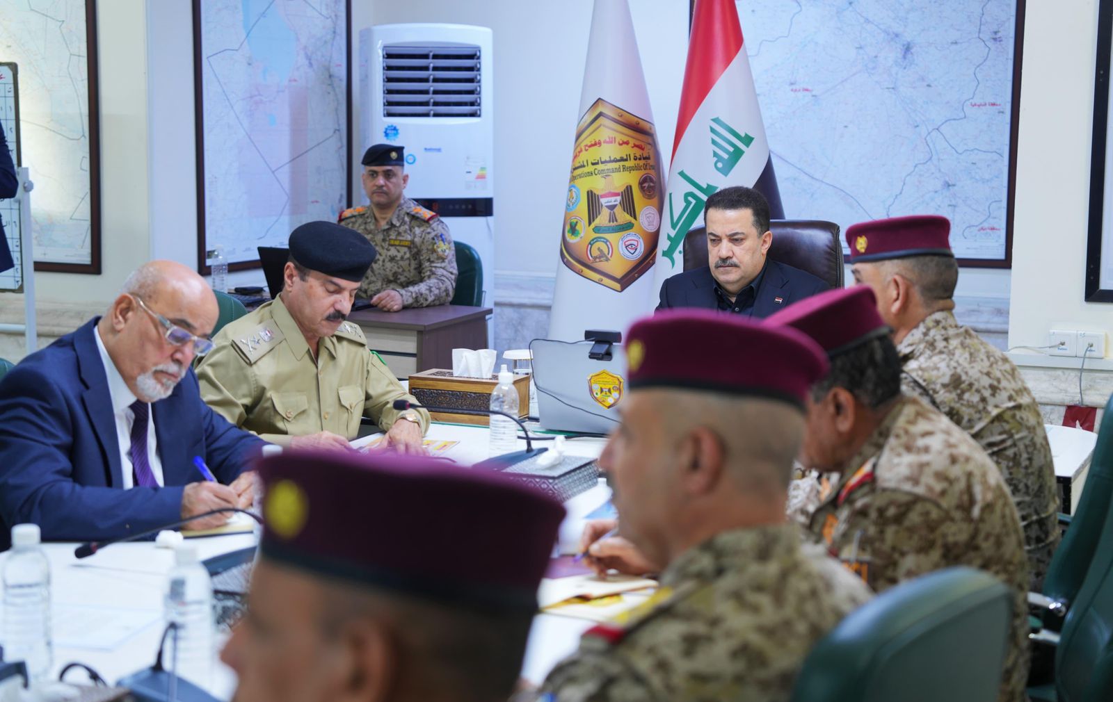 السوداني يثمن جهود التشكيلات الخدمية والأمنية والحكومة المحلية والعتبات في إنجاح زيارة ذكرى وفاة النبي الأعظم (ص) بالنجف الأشرف
