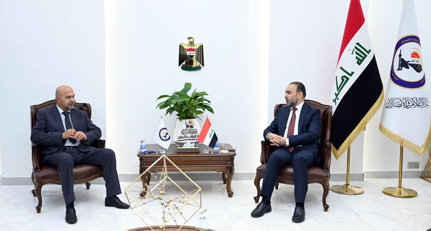 رئيس هيأة الإعلام والاتصالات يناقش مع رئيس مؤسسة بابل العالمية للثقافات، تعزيز الهوية الوطنية عبر الإعلام