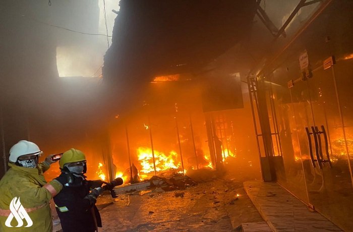 اندلاع حريق داخل سوق جنوبي بغداد