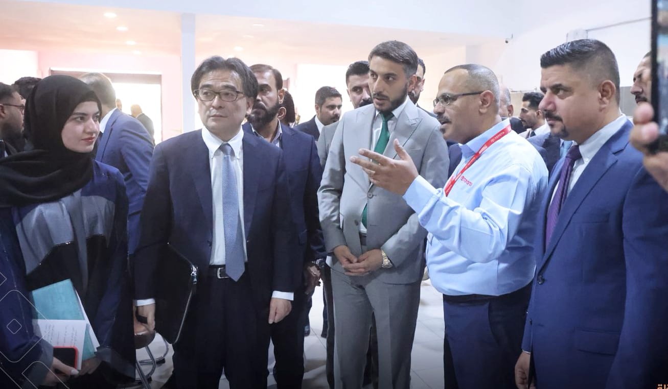محافظ النجف والسفير الياباني بالعراق يفتتحان ورشة صيانة جديدة لتجارة المركبات