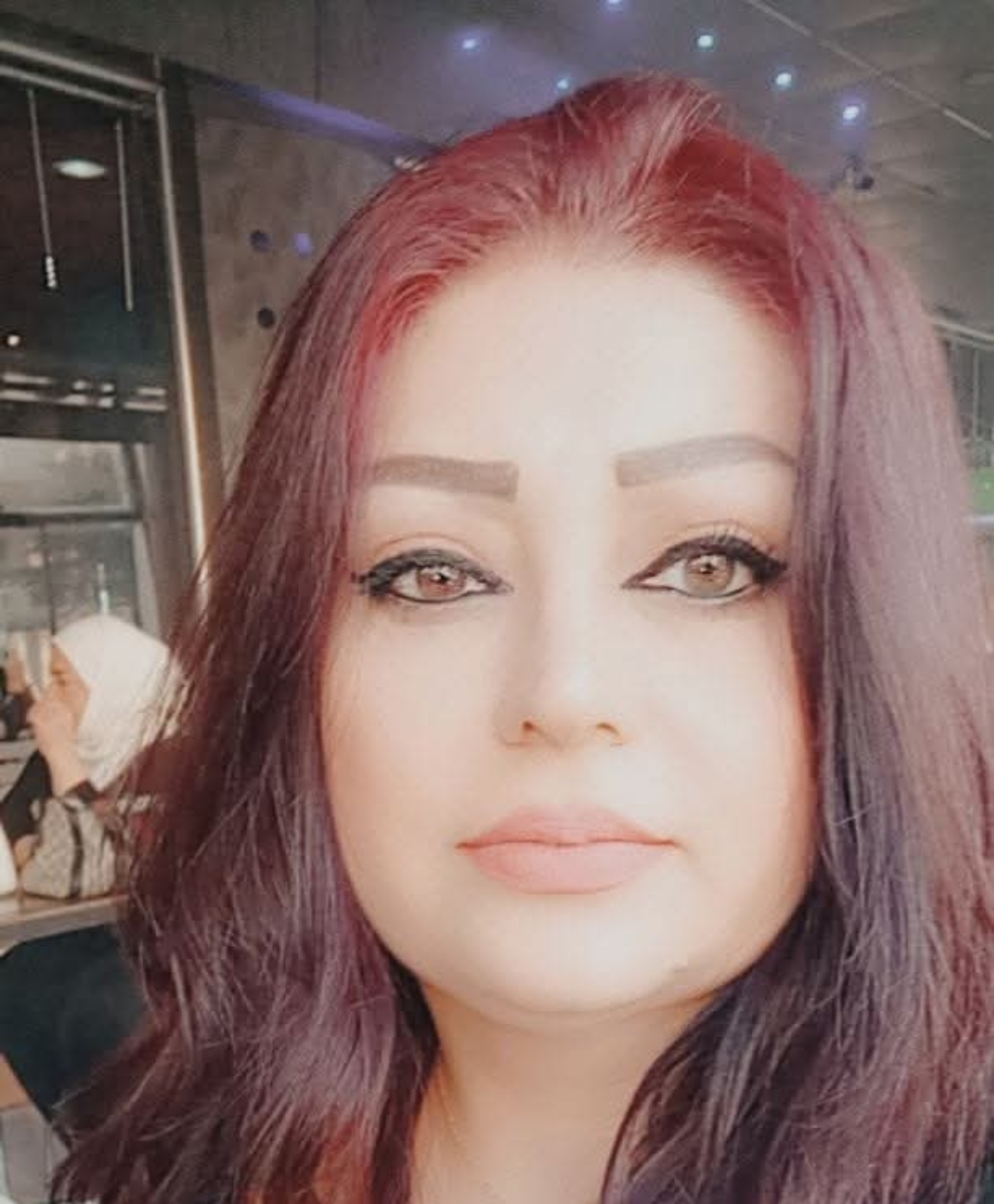 لِلَّهِ دُرُّكَ… حين يصبح القلبُ ميدانَ الهوى قصيدة في عشقٍ يتأرجح بين القدرِ والاحتراق..