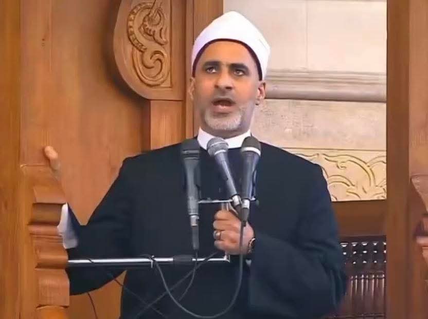 ماذا في توسّل الشيخ الأزهريّ بفاطمة الزهراء؟ ||🔸 حديث صريح لن يحبه كثيرون..