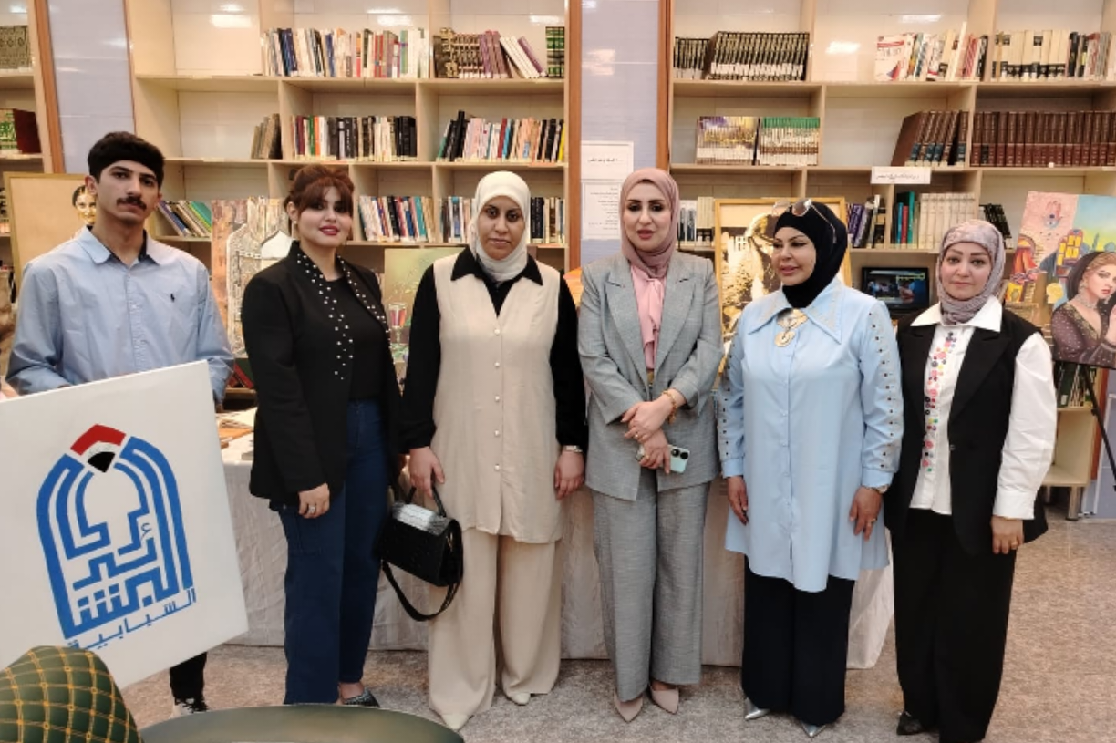 كفاءات البشائر… حضور ثقافي يرسم ملامح الإبداع في معرض "بين السطر واللوحة"