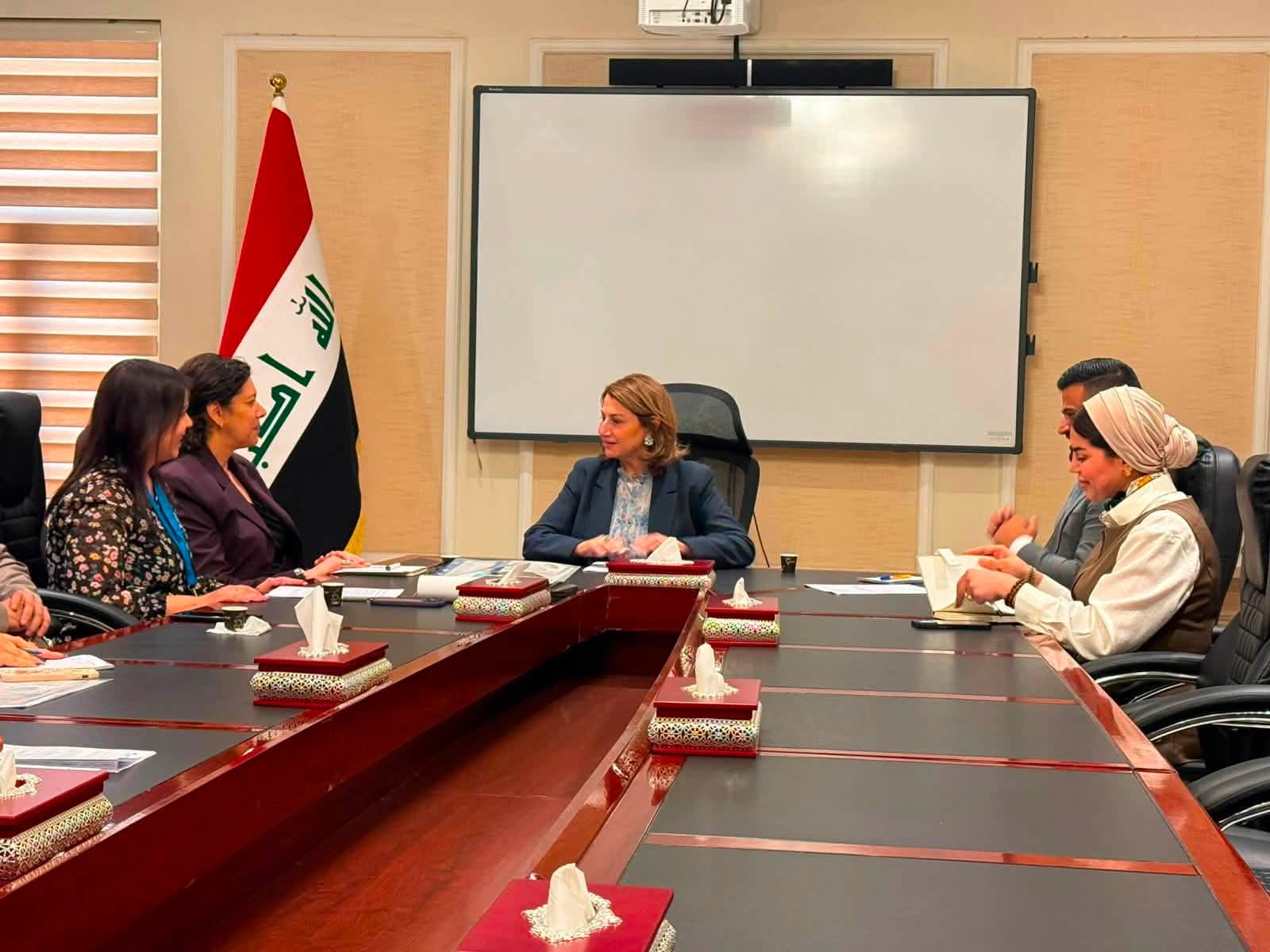 مستشارة رئيس الوزراء لشؤون المرأة والأسرة تبحث مع منظمة العمل الدولية حماية النساء العاملات ومكافحة التحرش في بيئة العمل..