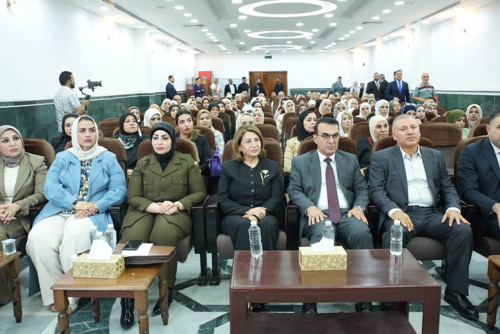 مستشارة رئيس الوزراء لشؤون المرأة والأسرة آلا طالباني تشارك في المؤتمر السنوي الثاني لشؤون المرأة بديوان الوقف السني..