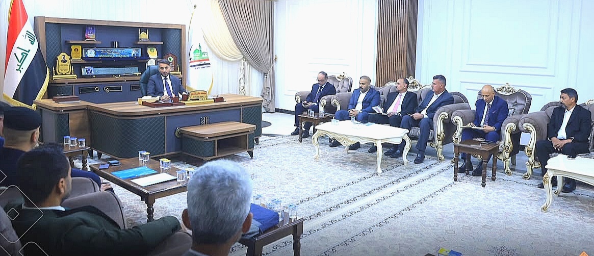 گناوي : يترأس إجتماع لجنة الأزمات و يشدد على تعزيز الرقابة الصحية و إغلاق المحال و المطاعم غير المجازة