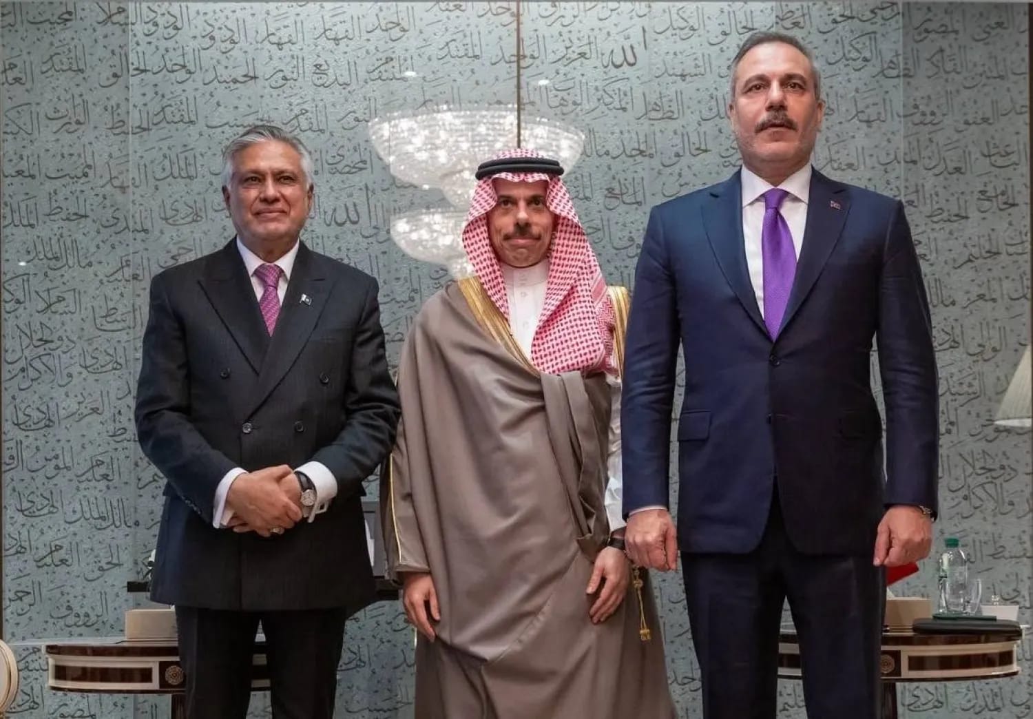 السعودية وتركيا وباكستان تبحث تفعيل اتفاقية مكة للدفاع المشترك